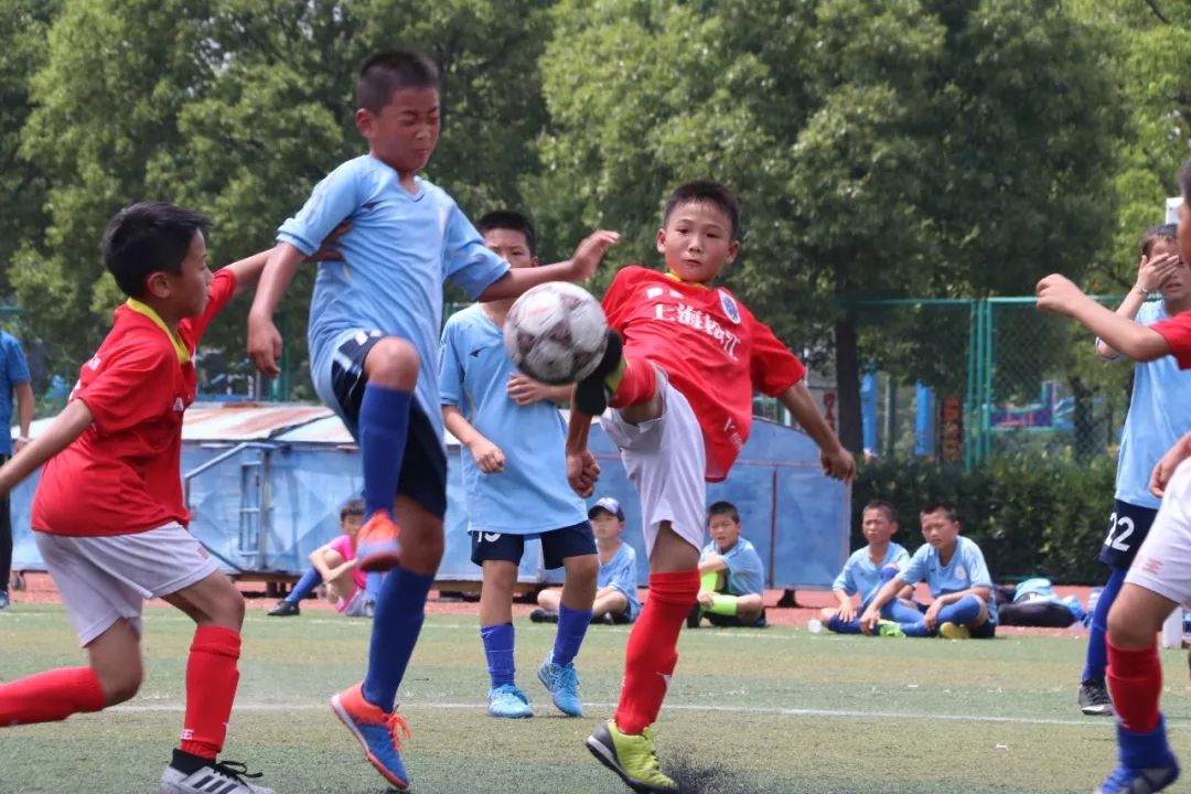 上海海港迎国王杯关键赛；今晨临场应变；赛场秩序良好；团队化学反应显著(蓝桥杯是什么级别的比赛)-开云