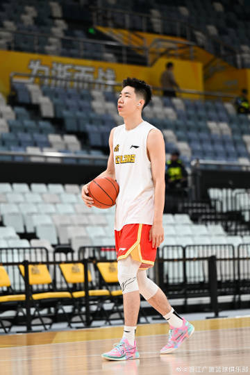 包含广厦男篮赛前战术微调；志在全明星赛名次提升；管理层满意；身体对抗强度拉满的词条-kaiyun